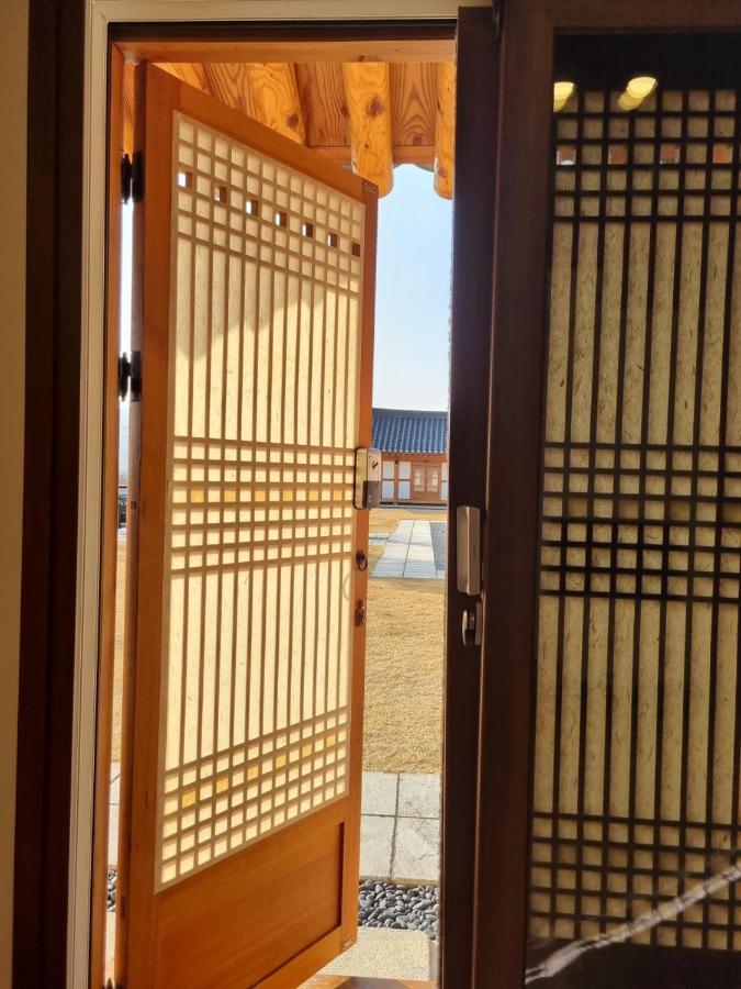 Wonhwaroo Villa Kjongdzsu Kültér fotó