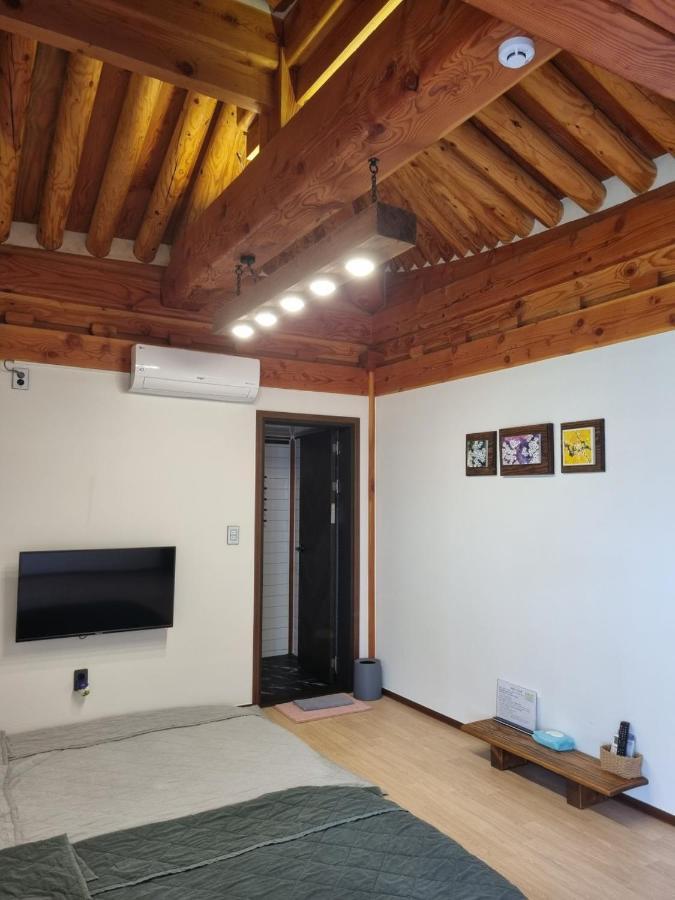 Wonhwaroo Villa Kjongdzsu Kültér fotó