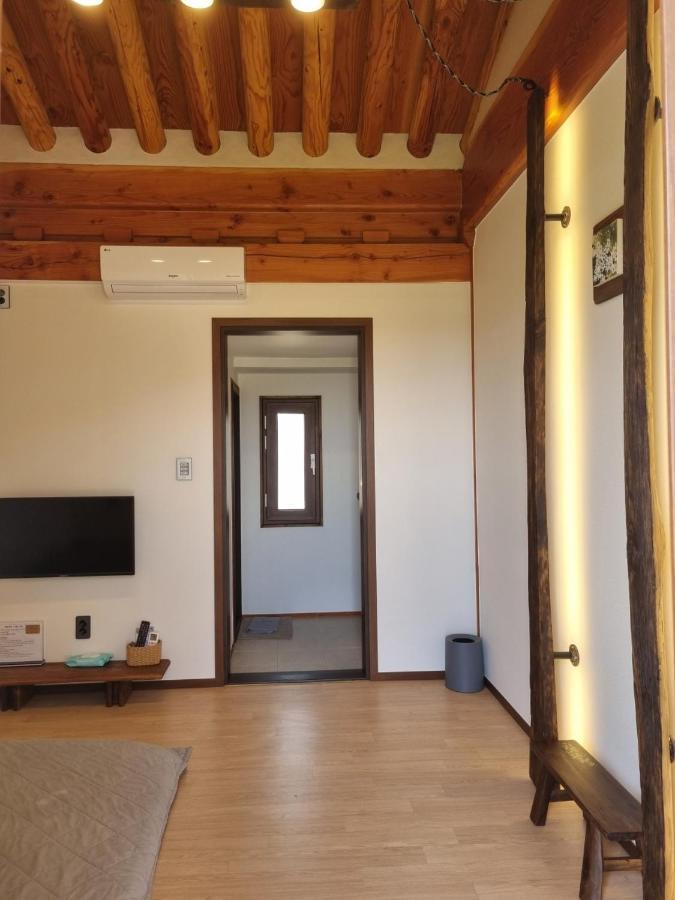 Wonhwaroo Villa Kjongdzsu Kültér fotó